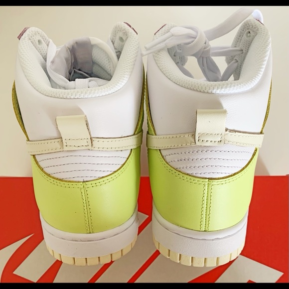 Nike Dunk High Lemon Twist Womens 7.5 NEW - Picture 6 of 8